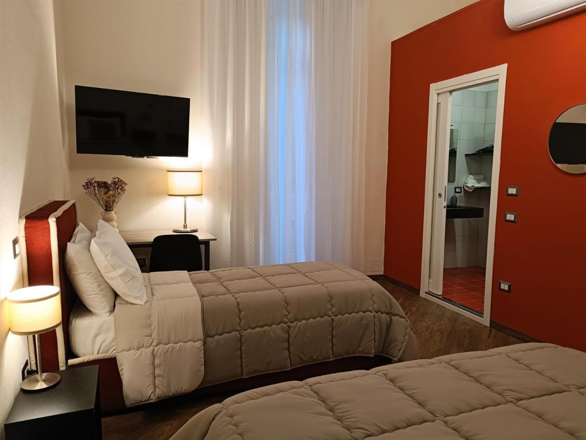 Gibus Panzió Nápoly Kültér fotó